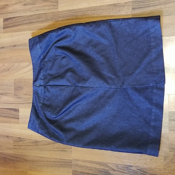 3/$15 or 5/$25 Dark Navy Blue Career Pencil Skirt, Size 8 - Picture 6 of 8